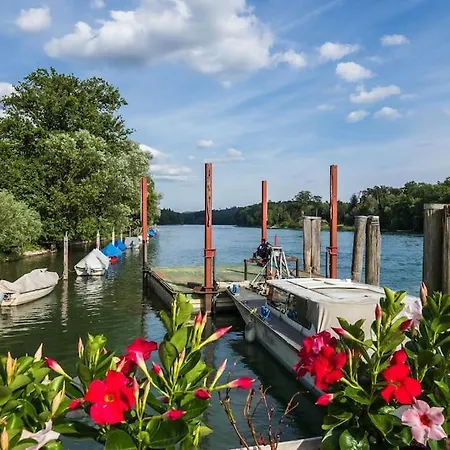 Luxury Apartment On The Rhein Busingen am Hochrhein Exterior photo